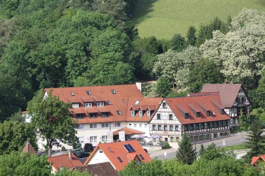 Akzent Hotel Goldener Ochsen Croeffelbach ภายนอก รูปภาพ